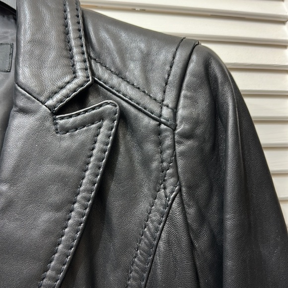 Avanti Black Genuine Leather Women’s Jacket - Picture 4 of 10
